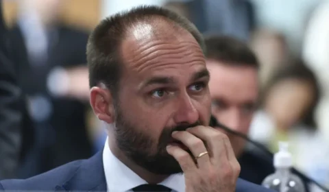 STF conclui julgamento e transforma Eduardo Bolsonaro em réu