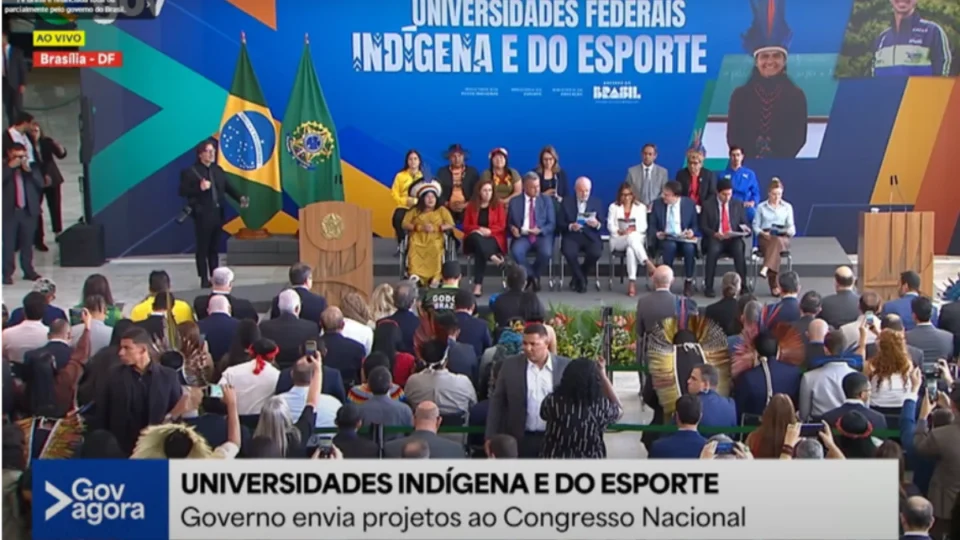 Lula anuncia novas universidades para indígenas e para formação esportiva