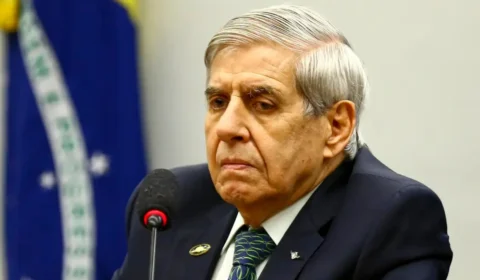 PGR apoia domiciliar para Augusto Heleno, condenado pelo STF; Alzheimer embasa decisão