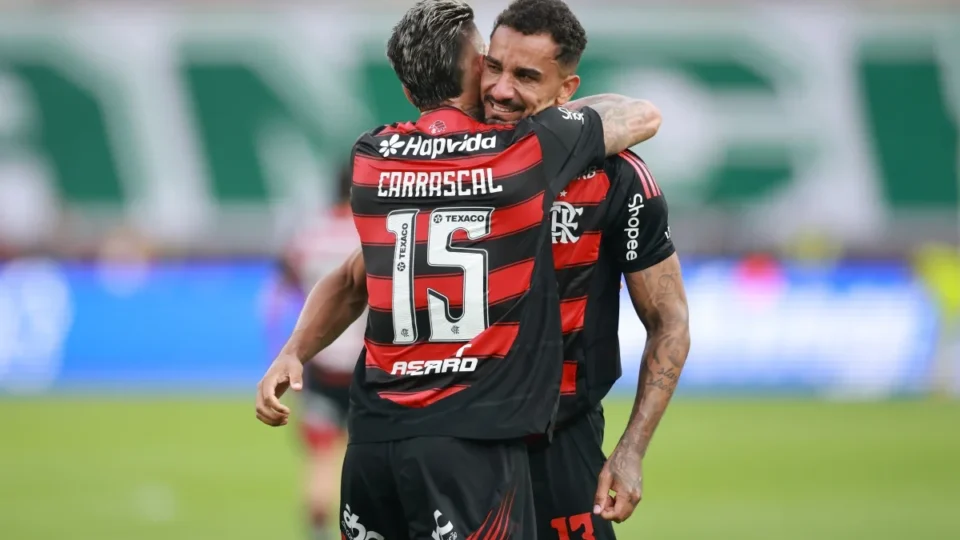 Flamengo vence o Palmeiras em Lima e conquista o tetracampeonato da Libertadores