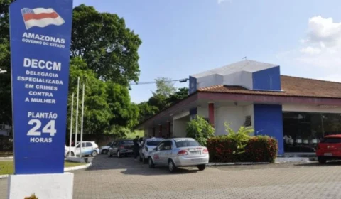 Tenente é preso em Manaus após vítima pular do 2º andar para fugir de violência durante discussão por ciúmes