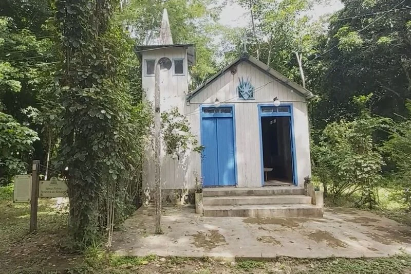 Cenário de Minissérie "Amazônia" está abandonada no Acre. 