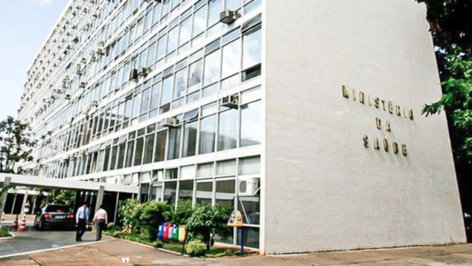 Após vencer pregão do SUS, Blau farmacêutica aciona Justiça para dobrar preço de medicamento vital ao país