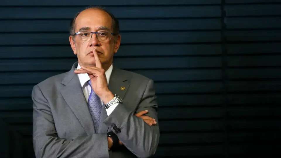 Gilmar Mendes decide que só a PGR pode pedir impeachment de ministros do STF