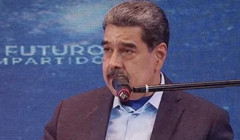 Maduro fala ao Brasil, elogia MST e chama população a defender a Venezuela