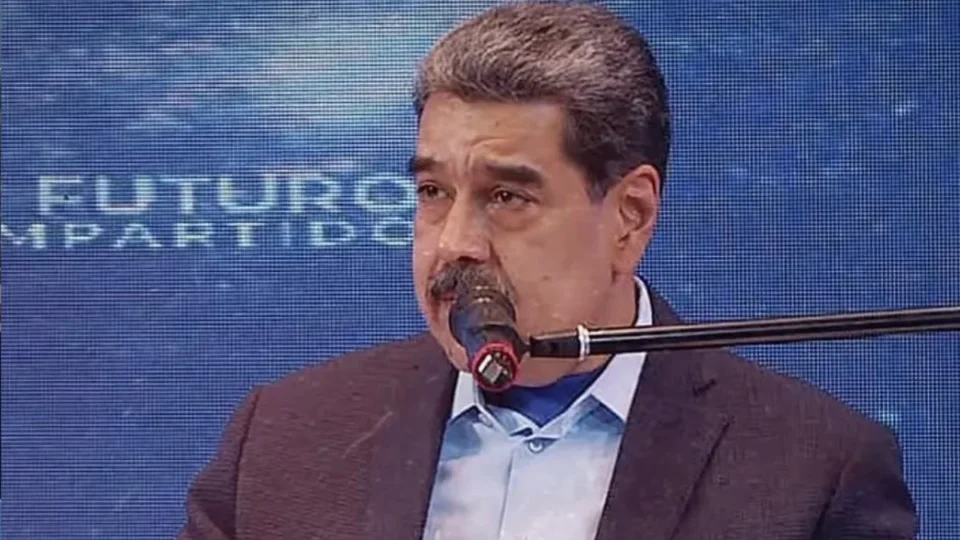 Maduro fala ao Brasil, elogia MST e chama população a defender a Venezuela