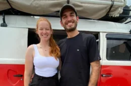 Casal Aventura: Conheça a história do casal que largou tudo para viajar o mundo a bordo de uma Kombi