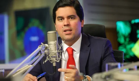 Caso de funcionária fantasma com salário de R$ 14 mil envolve atual ministro do Esporte