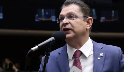 Ramagem deve abrir mão do mandato em 2026, diz líder do PL