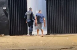 VÍDEO: PM prende homem por furto de energia em residência no bairro Roque em Porto Velho
