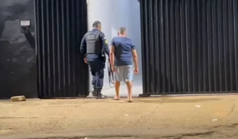 VÍDEO: PM prende homem por furto de energia em residência no bairro Roque em Porto Velho