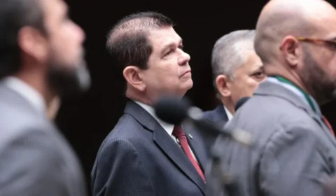 Câmara avança na reforma tributária e aprova texto-base do IBS