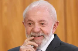 Lula venceria Flávio Bolsonaro, Tarcísio e Ratinho em simulações para 2026, diz pesquisa