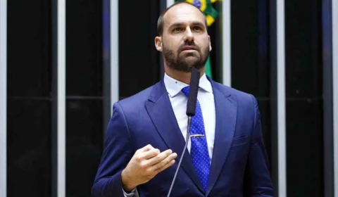 Eduardo Bolsonaro aciona a DPU e busca no STF anulação do recebimento da denúncia por coação