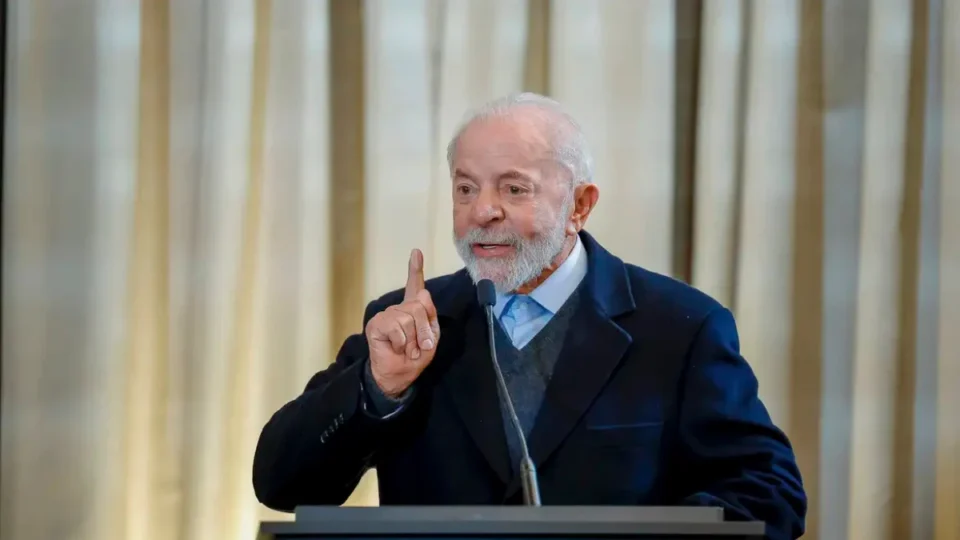 Lula orienta ministros a construir ‘narrativa correta’ sobre conquistas do governo