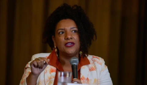 Deputada do PSol recebe ameaça de morte com prazo para deixar o partido