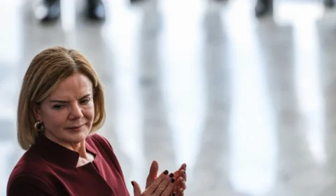 Fim da escala 6×1 entra na lista de prioridades do governo federal