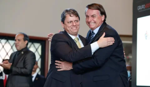 Visita de Tarcísio a Bolsonaro ocorre nesta quinta-feira (29)
