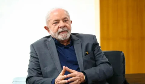 Pesquisa mostra desaprovação maior, mas Lula lidera imagem positiva