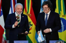 Milei afirma que não usa nomes de esquerda em seus cachorros e descarta ‘Lula’