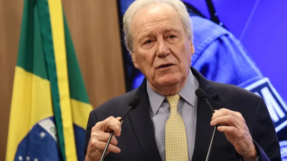 Após denúncia, Lewandowski detalha consultoria prestada ao Banco Master