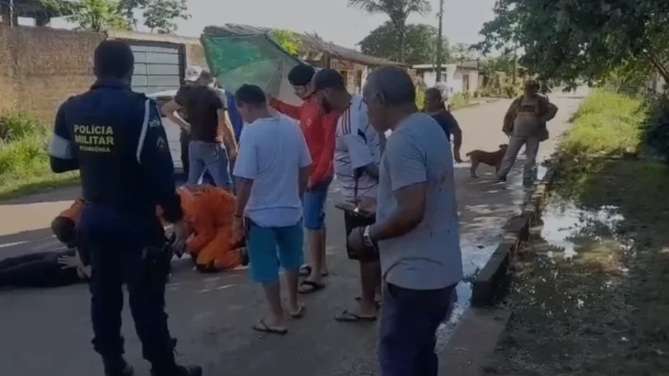 Mulher fica gravemente ferida após atropelamento na zona leste de Porto Velho