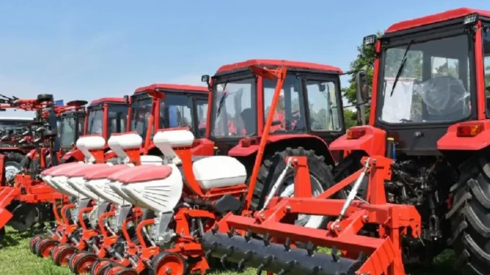 Ministério da Agricultura e Pecuária destina máquinas agrícolas a municípios de Rondônia por meio de programa federal