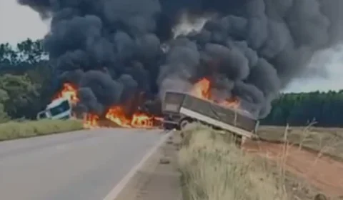 Colisão entre carretas na BR-364, próximo a Vilhena, deixa mortos e provoca incêndio