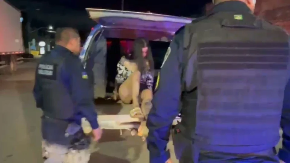 Jovem é presa suspeita de furtar lojas no Porto Velho Shopping