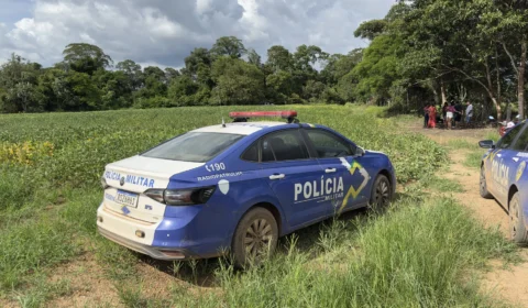 Dois corpos carbonizados são encontrados em área de difícil acesso na zona leste de Porto Velho