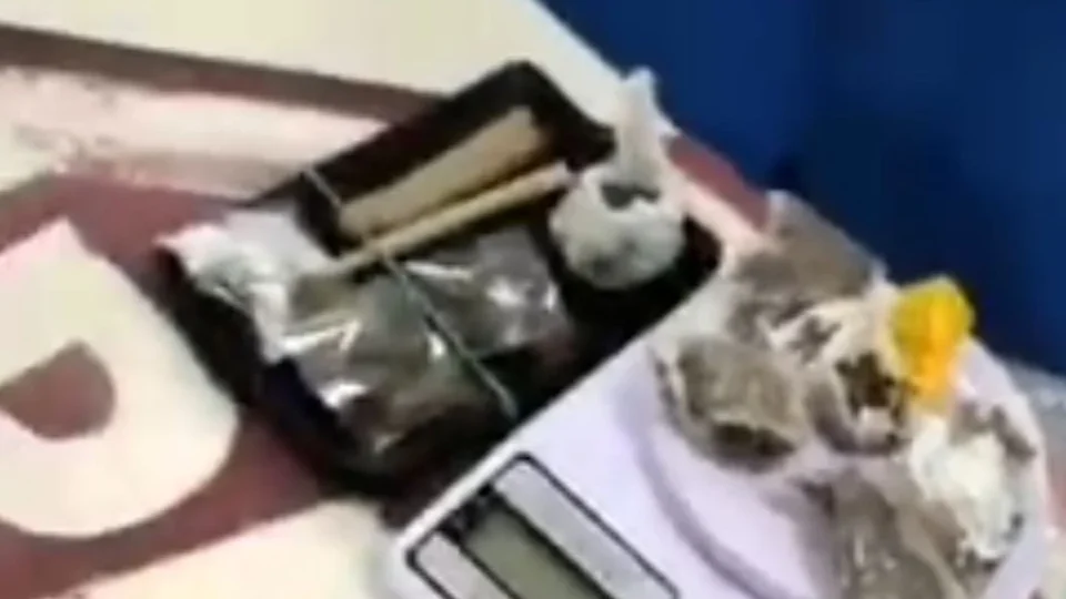 Polícia Militar apreende drogas, cigarros eletrônicos e placa de trânsito em Vilhena