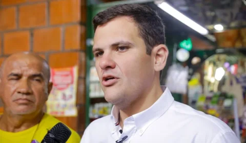 Vice-prefeito de Manaus se solidariza com vítimas de naufrágio no Encontro das Águas