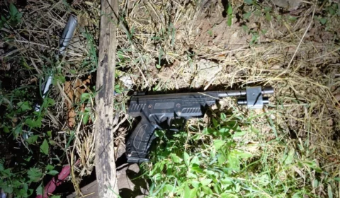 Suspeito de roubo a adolescentes é preso com simulacro e mandado em aberto em Cacoal