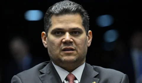 Dança, política e filiação: Alcolumbre chama atenção em evento no Amapá; veja vídeo