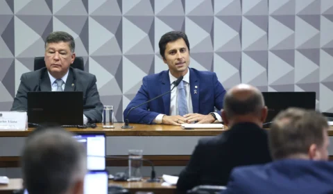 Atestado médico cancela sessão da CPMI do INSS e gera reação no Congresso: ‘absurdo!’