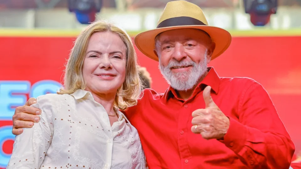 Gleisi Hoffmann projeta quarta vitória de Lula ao Planalto: ‘nós vamos ganhar essa eleição’