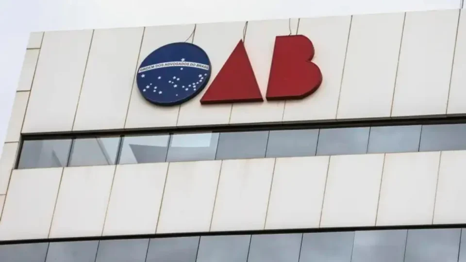 OAB cobra conclusão do inquérito das fake news no STF