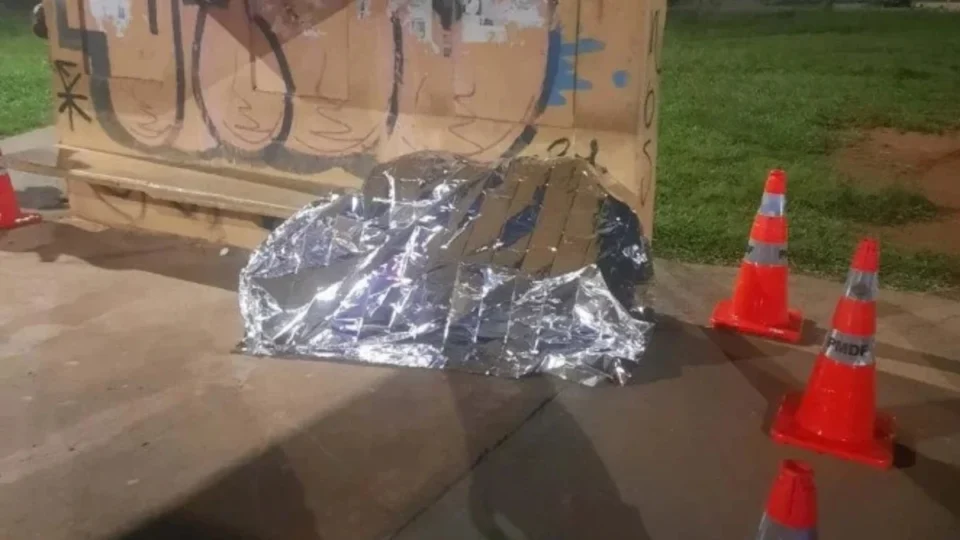 Agente da Polícia Civil é encontrada morta em parada de ônibus no Distrito Federal