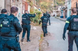 Grupo associado ao CV é alvo de operação por esquema milionário de explosões e assaltos