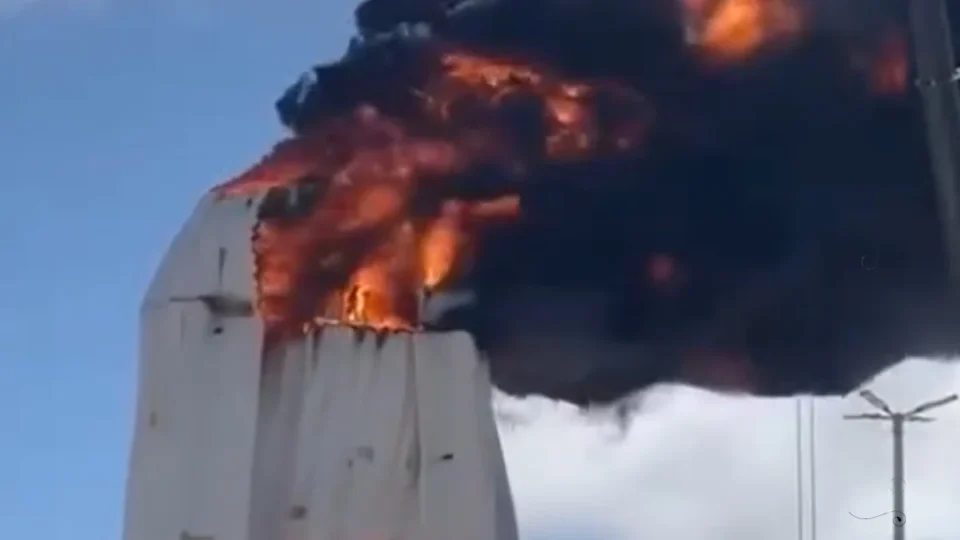 Fogo atinge e destrói imagem gigante de Nossa Senhora em Natal