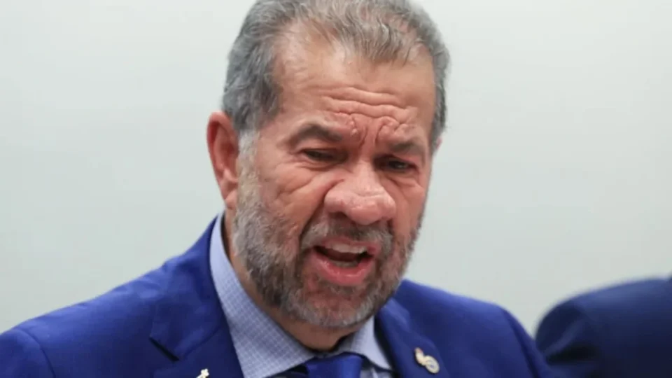 Delação do INSS coloca ex-ministro da Previdência no centro do caso