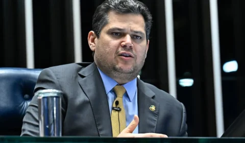 Alcolumbre avalia imagens para decidir sobre sigilo de Lulinha