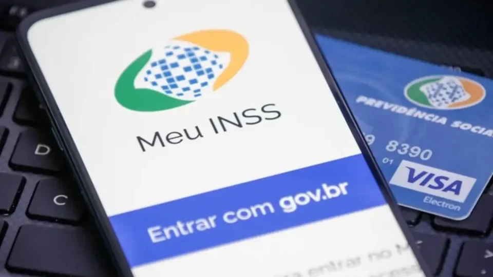 INSS normaliza serviços após cinco dias de paralisação em todo o país; confira