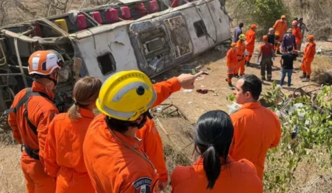 O que se sabe sobre o acidente com ônibus de romeiros que deixou mortos na AL-220