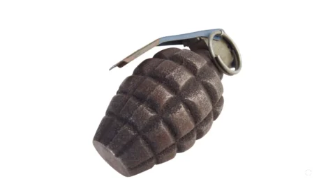 VÍDEO: Ataque com granada em salão de beleza deixa seis feridos na França