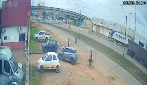 Assaltante é atropelado durante fuga e acaba preso em Porto Velho
