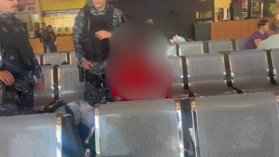 Homem é espancado após tentativa de roubo em frente à rodoviária de Porto Velho