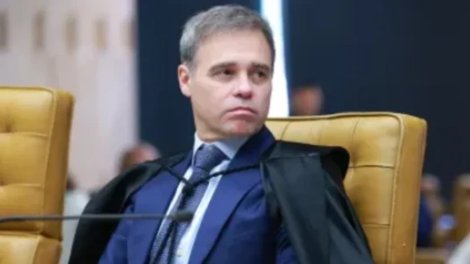André Mendonça assume relatoria do caso Master e passa a conduzir decisões no STF