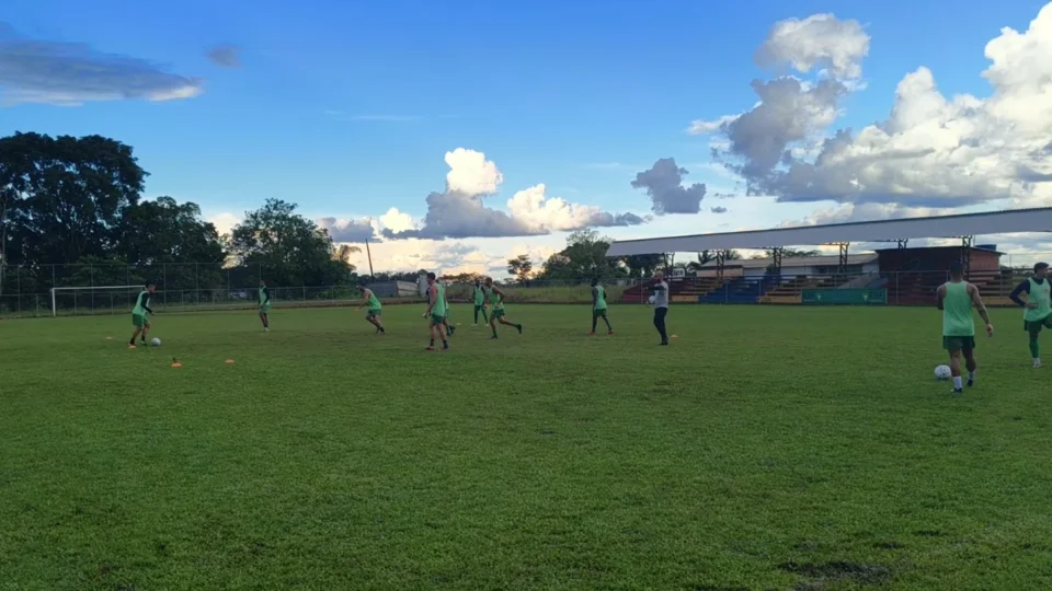Guaporé realiza primeiro treino no Acre visando duelo decisivo na Copa do Brasil