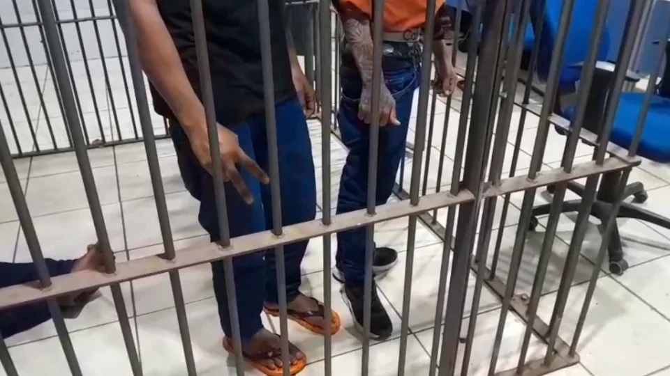 Adolescentes são detidos após furto de celulares durante Carnaval em Porto Velho